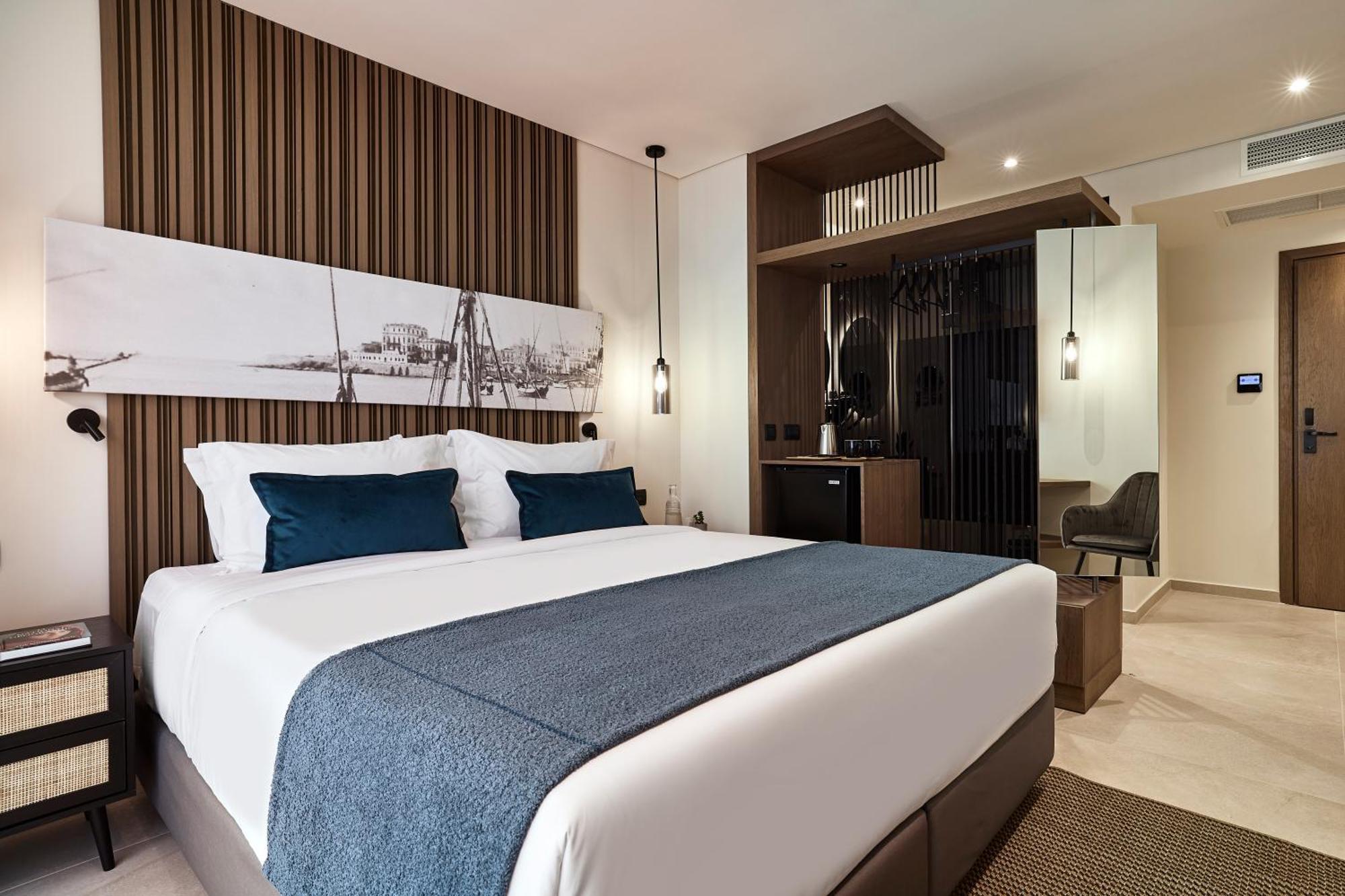 Athenarum Portus Life & Style Hotel Пирей Номер фото